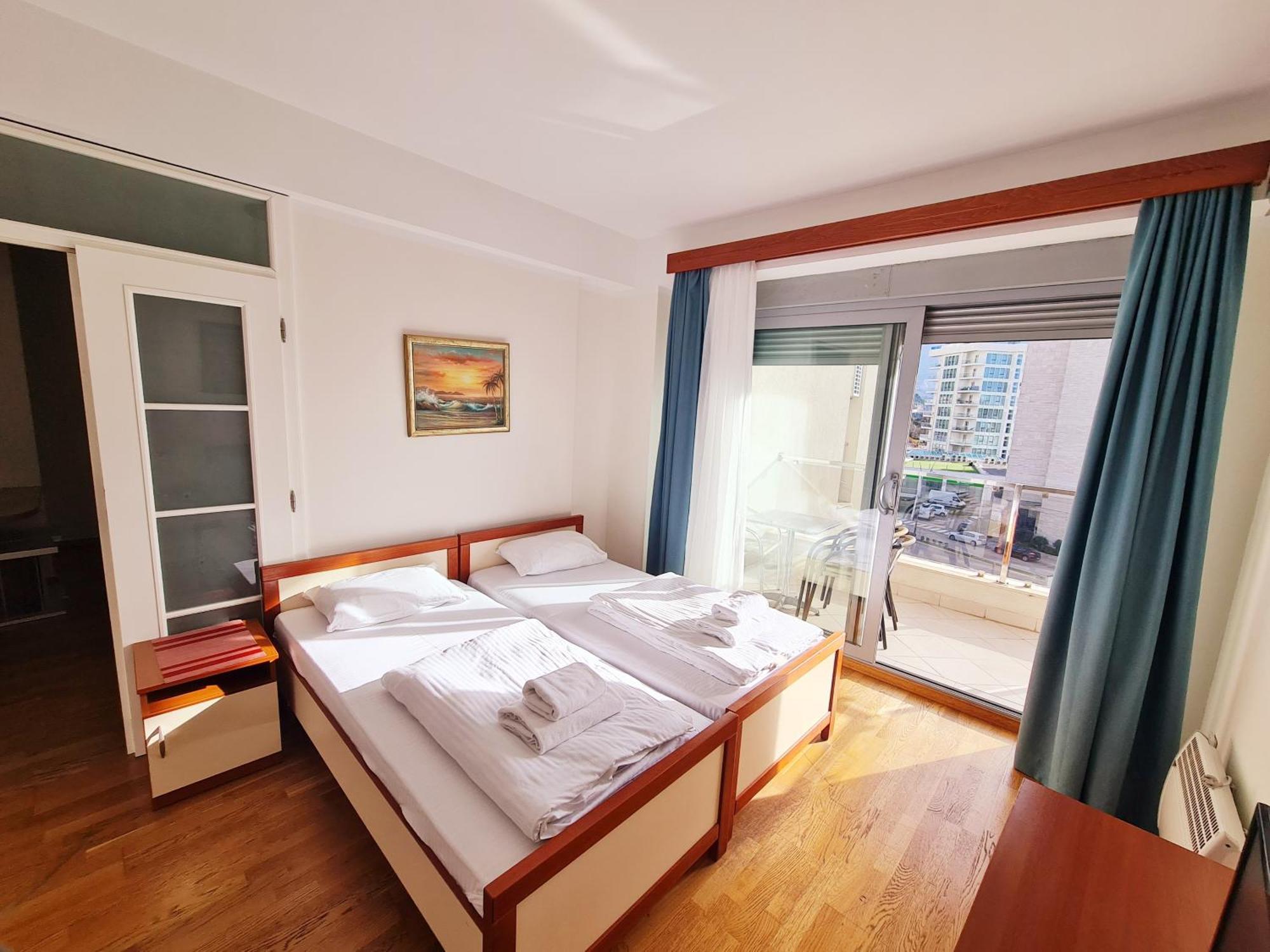 Centar New Loki Apartments ブドヴァ エクステリア 写真